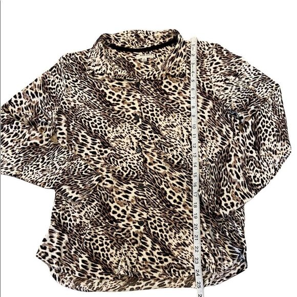 ANNE KLEIN Leopard Print Lightweight Button Up Collared Cardigan Top M - Picture 6 of 7